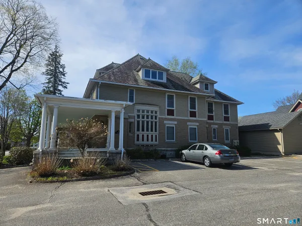 $135,000 | 68 Wilson Avenue, Unit 103, Torrington, CT 06790