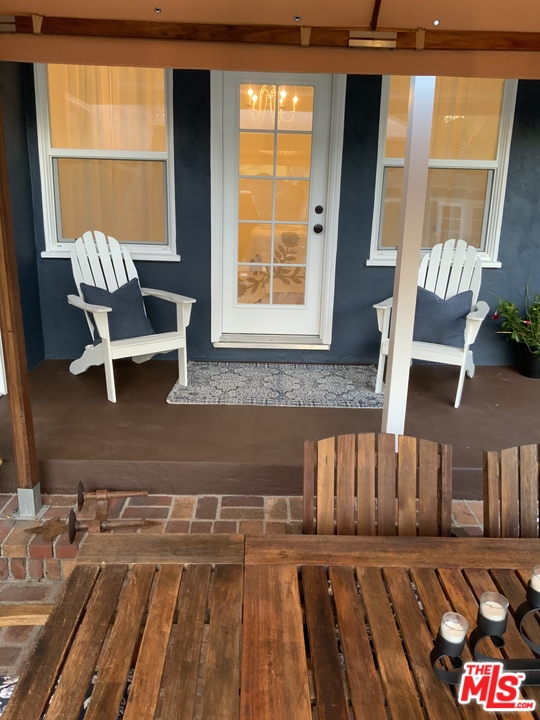 3969 Alla Road Los Angeles, CA 90066 - Photo 16 of 28 a living room with a couch and a table
