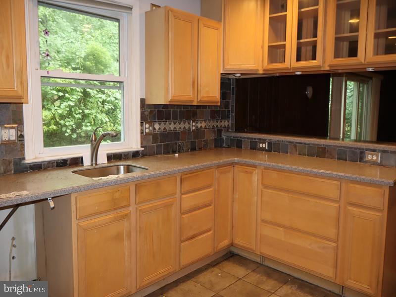 1620 Old Welsh Road Huntingdon Valley, PA 19006 - Photo 22 of 46