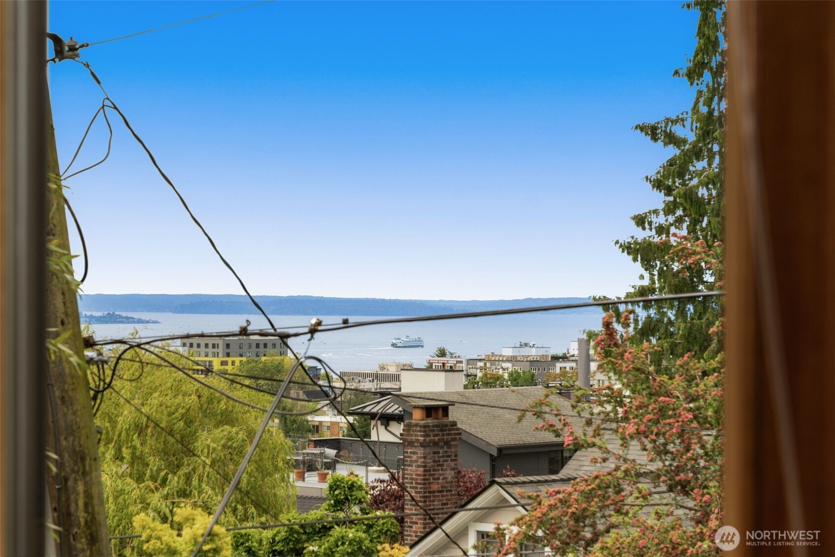 405 Prospect Street, Unit 201 Seattle, WA 98109 - Photo 19 of 40