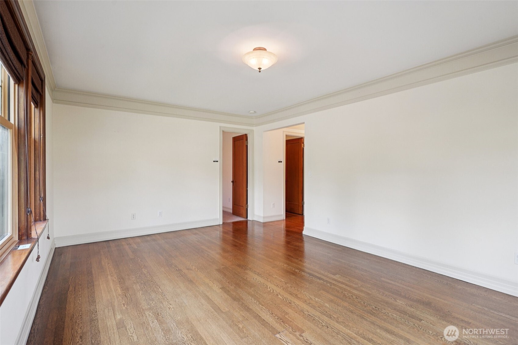 405 Prospect Street, Unit 201 Seattle, WA 98109 - Photo 21 of 40