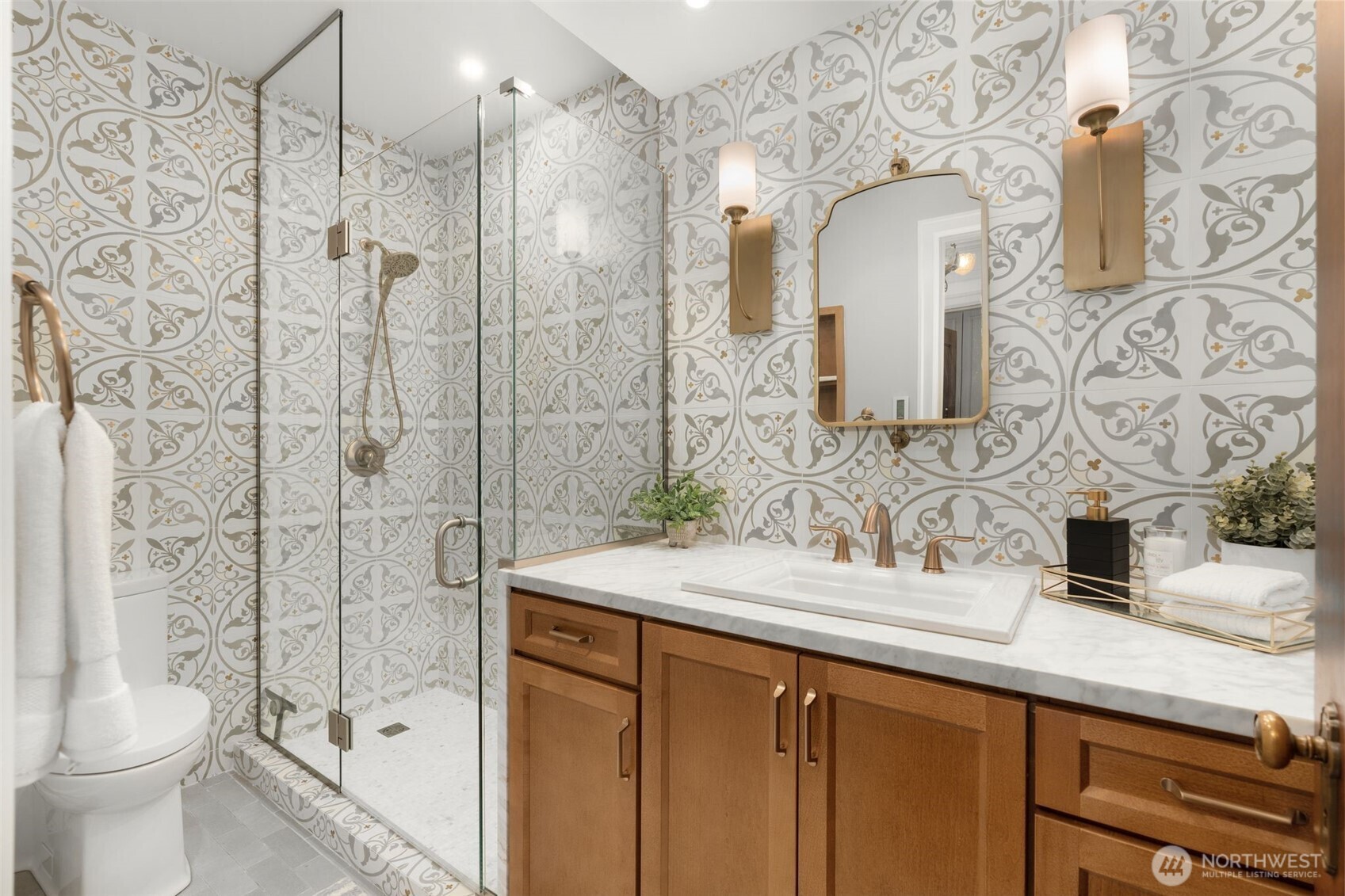 405 Prospect Street, Unit 201 Seattle, WA 98109 - Photo 24 of 40