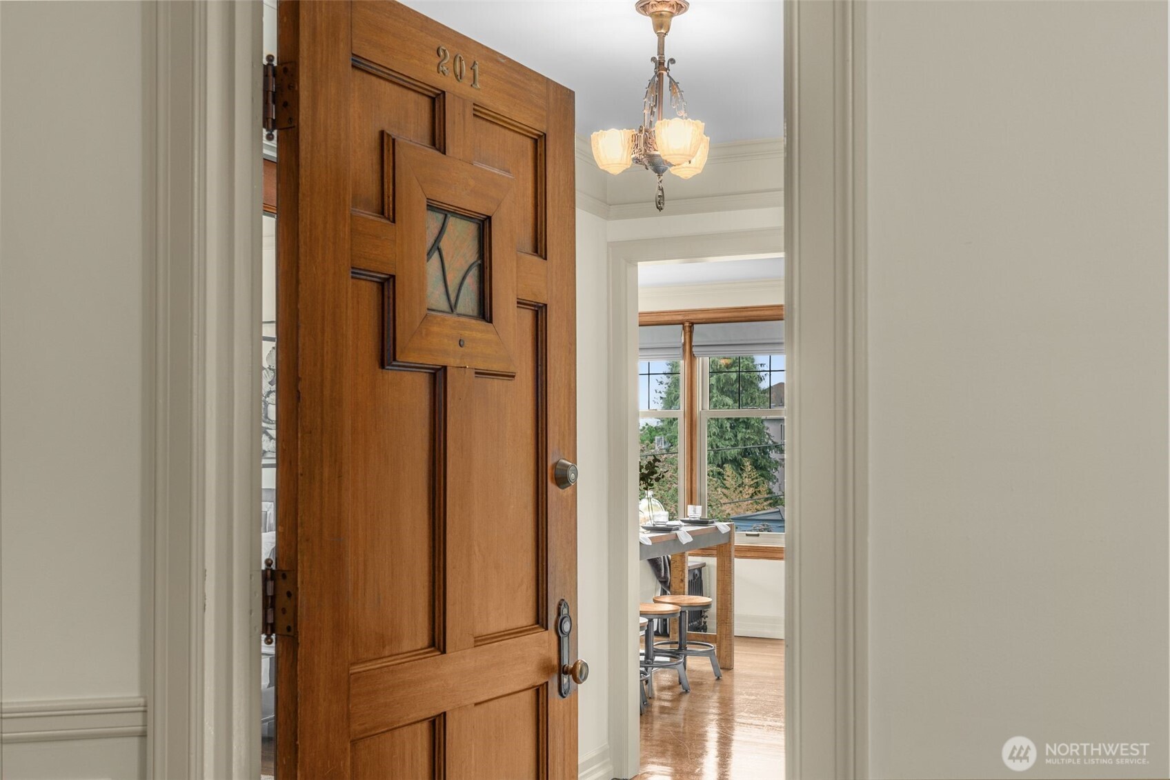 405 Prospect Street, Unit 201 Seattle, WA 98109 - Photo 34 of 40