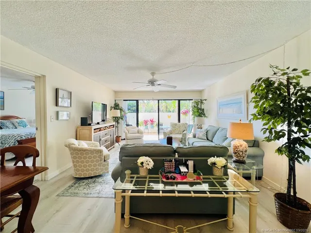 $2,000 | 3792 Northeast Ocean Boulevard, Unit 103, Jensen Beach, FL 34957