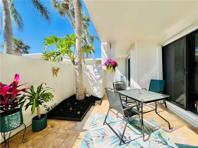 $2,000 | 3792 Northeast Ocean Boulevard, Unit 103, Jensen Beach, FL 34957