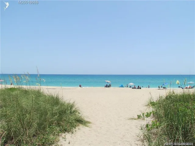 $2,000 | 3792 Northeast Ocean Boulevard, Unit 103, Jensen Beach, FL 34957