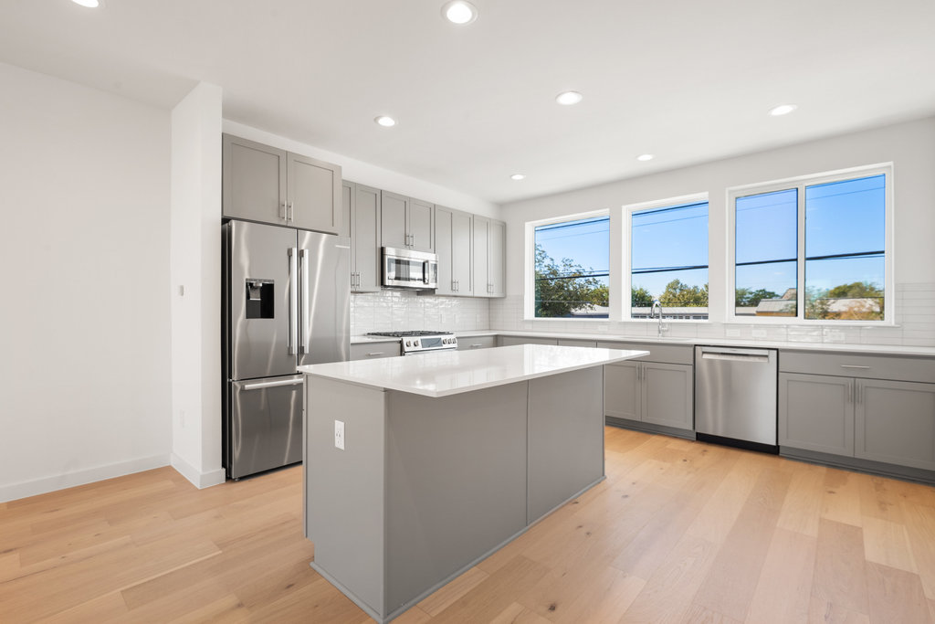 3613 Jetson Way, Unit 1102 Austin, TX 78723 - Photo 6 of 26 Images are for illustrative purposes only. Photos reflect a similar floor plan and are intended to convey the overall look and feel of the interiors.