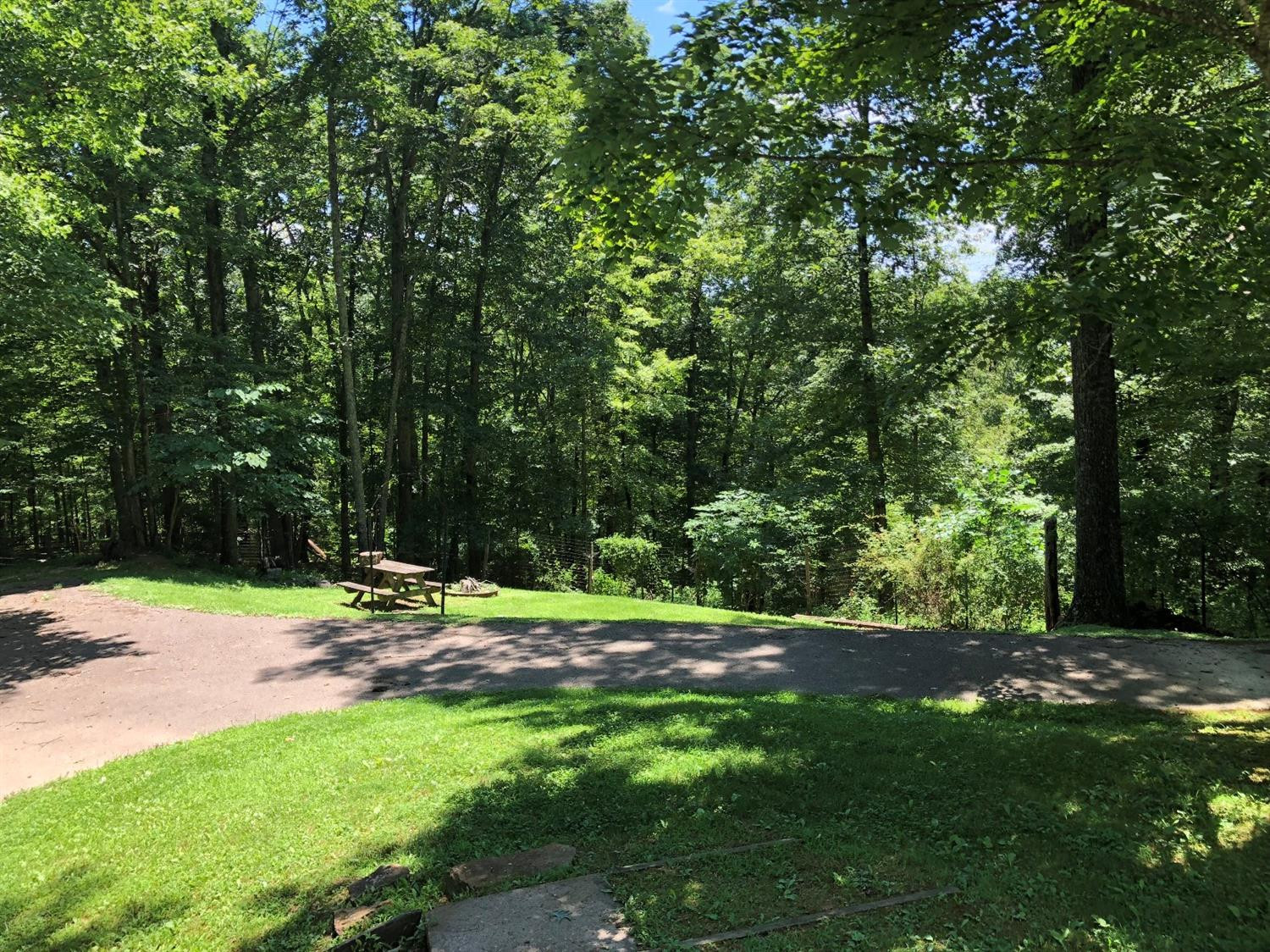 400 Cliffview Road Zoe, KY 41397 - Photo 31 of 45 Photo 31