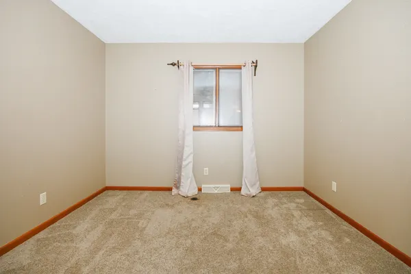 $275,000 | 1202 North Linden Street, Normal, IL 61761