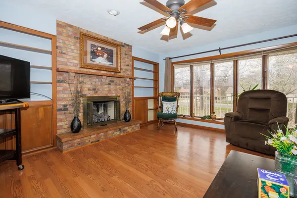 $275,000 | 1202 North Linden Street, Normal, IL 61761