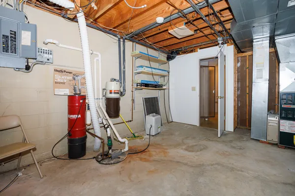 $275,000 | 1202 North Linden Street, Normal, IL 61761