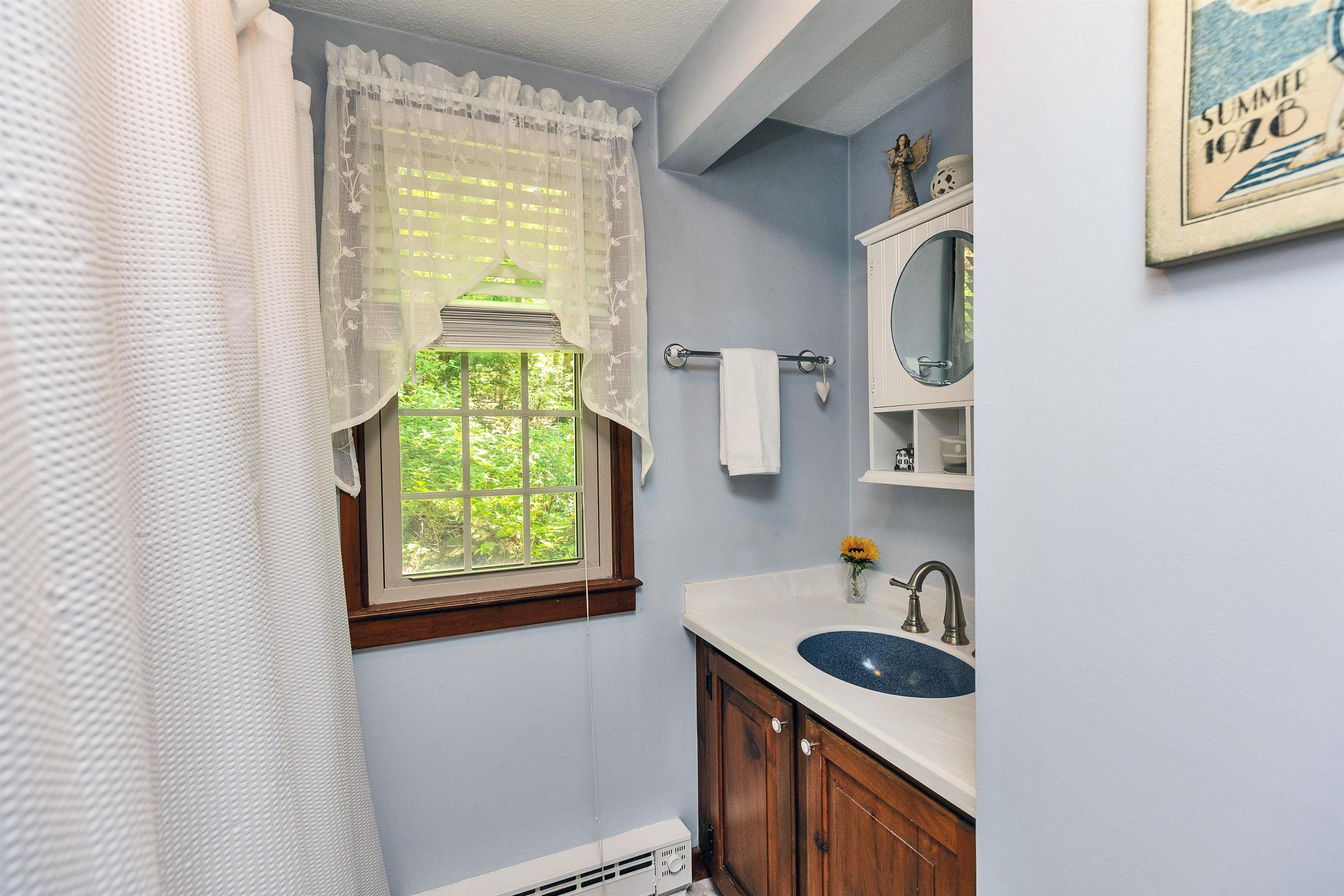 57 Prescott Road Jaffrey, NH 03452 - Photo 16 of 36