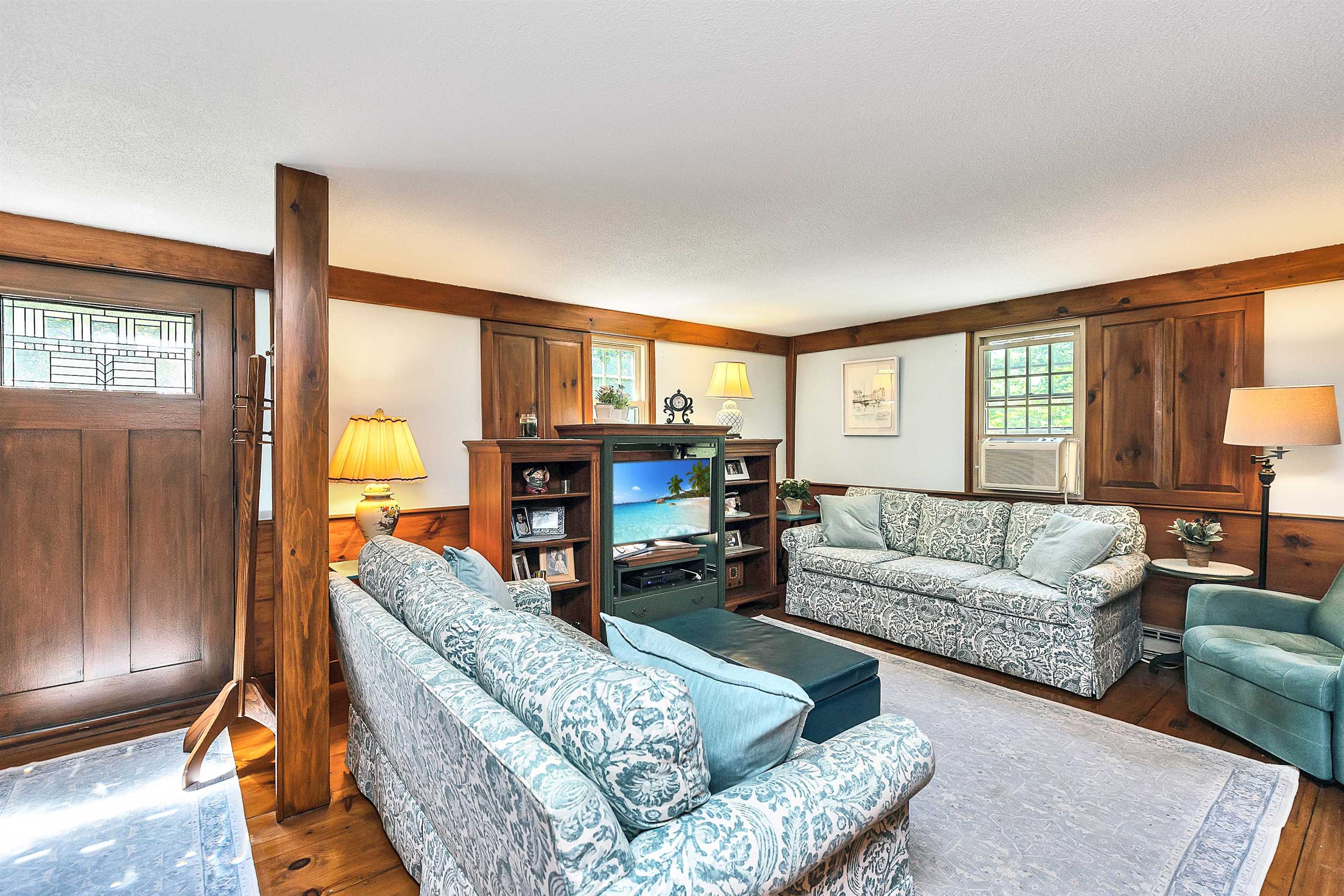 57 Prescott Road Jaffrey, NH 03452 - Photo 4 of 36