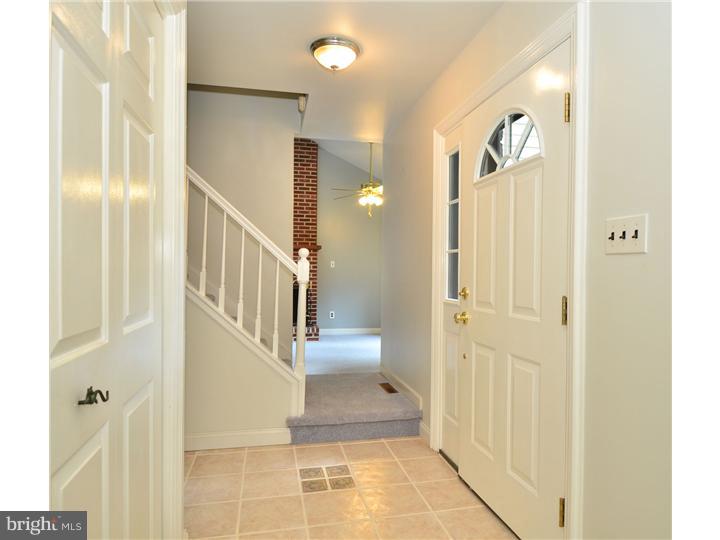 61 Shady Hill Road Media, PA 19063 - Photo 3 of 20 Foyer
