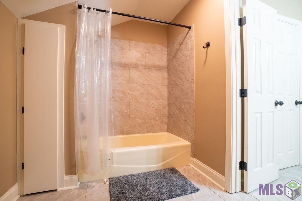 202 Racquet Lane Houma, LA 70360 - Photo 40 of 41