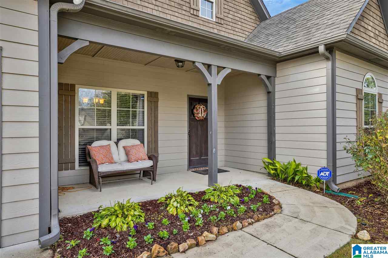 211 Perthshire Cove Pelham, AL 35124 - Photo 3 of 25