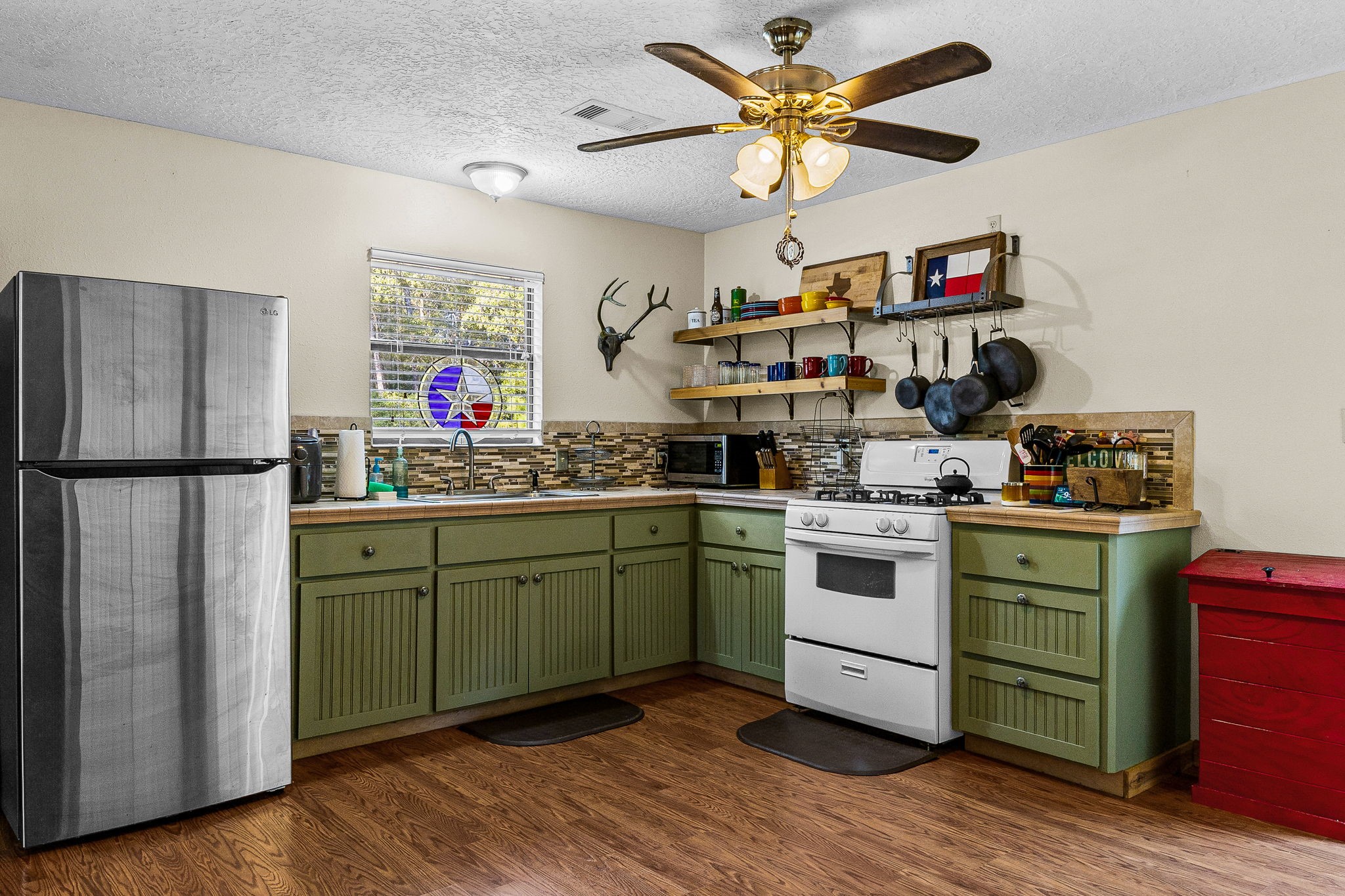 834 County Road Goodrich, TX 77335 - Photo 8 of 50 Gallery Image 8