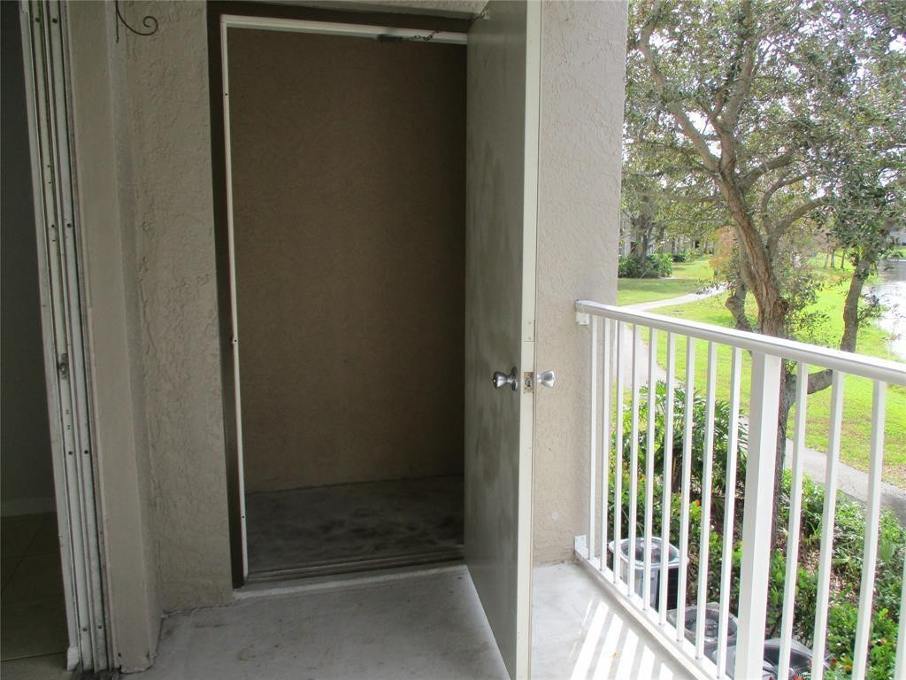 5045 Wiles Road, Unit 206 Pompano Beach, FL 33073 - Photo 19 of 24 Photo 19