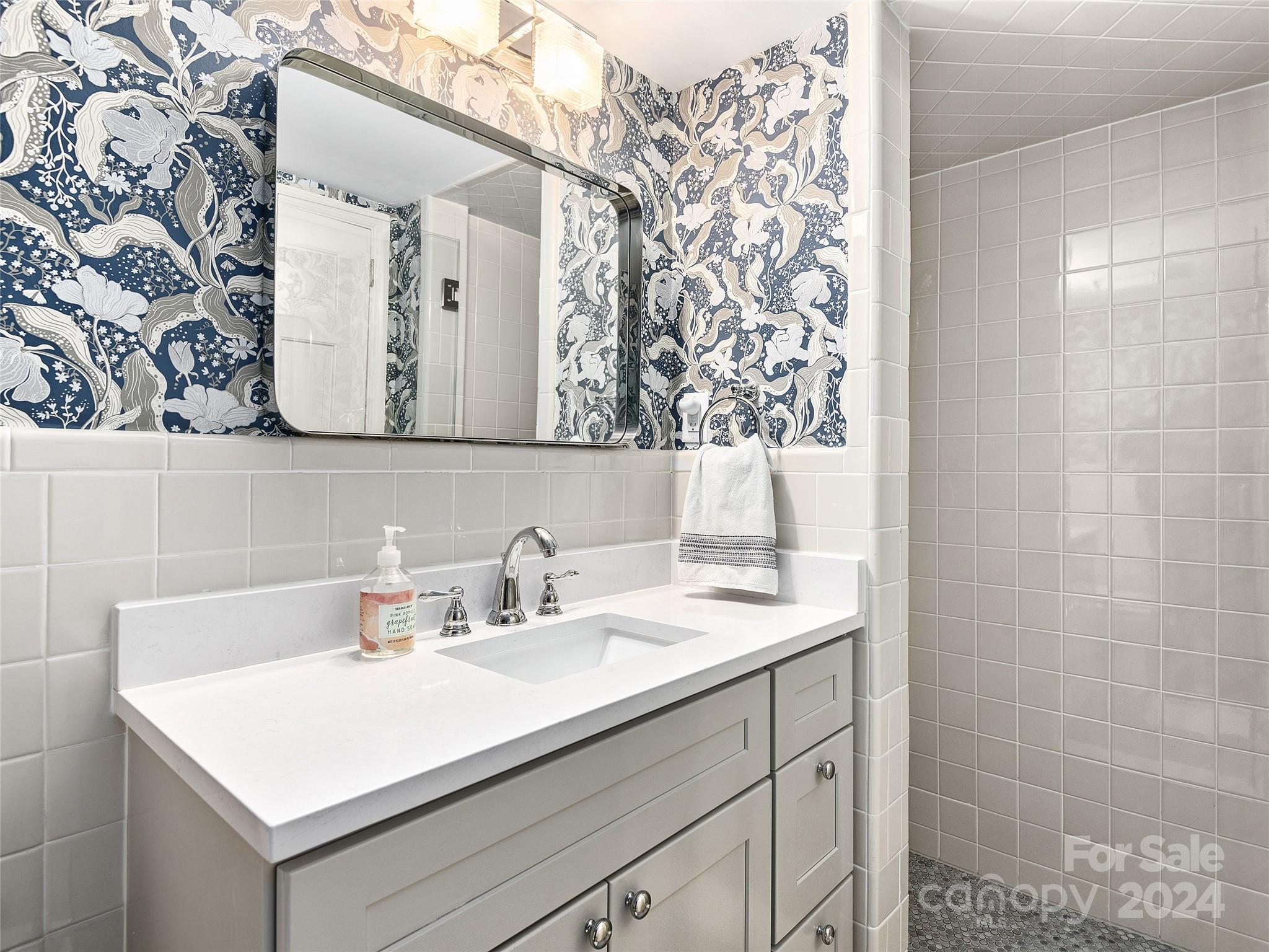 103 Wembley Road Asheville, NC 28804 - Photo 34 of 45 Gallery Image 34