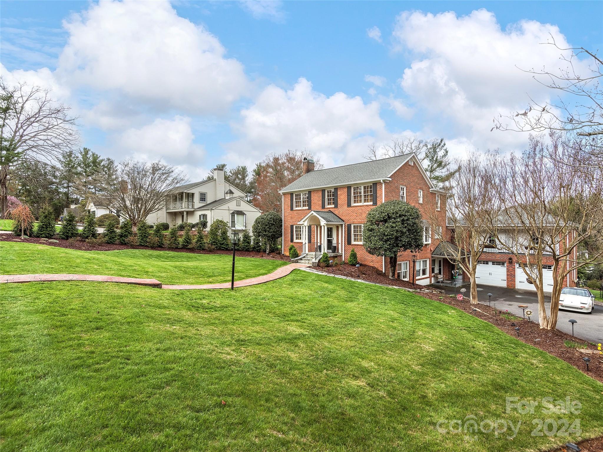 103 Wembley Road Asheville, NC 28804 - Photo 44 of 45 Gallery Image 44
