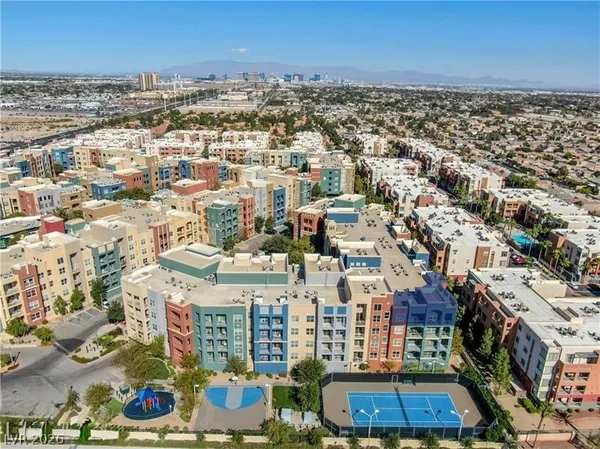 $2,650 | 56 East Serene Avenue, Unit 402, Las Vegas, NV 89123