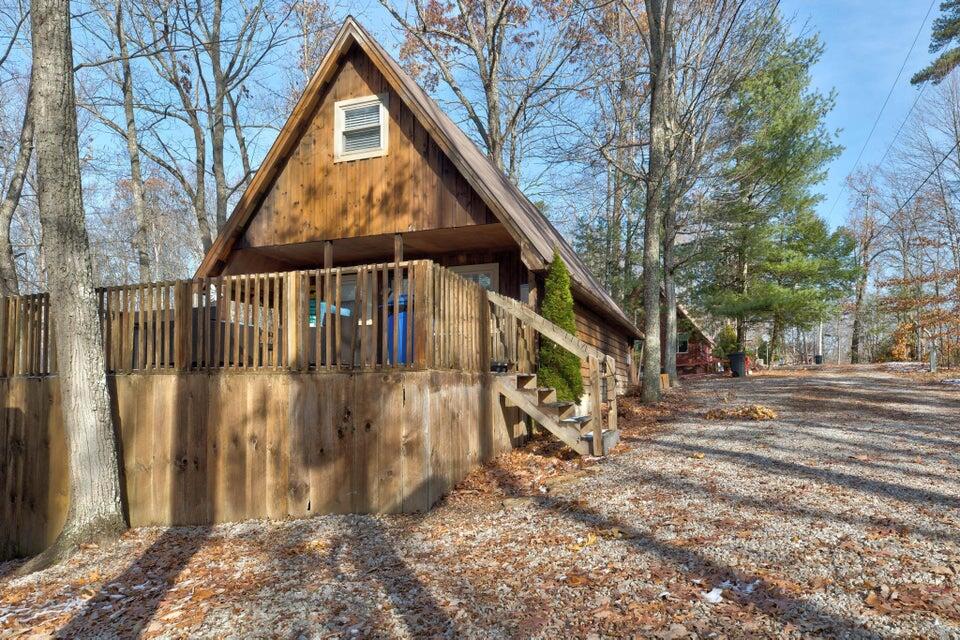 173 Blackoak Road Wellington, KY 40387 - Photo 21 of 22 back of cabin
