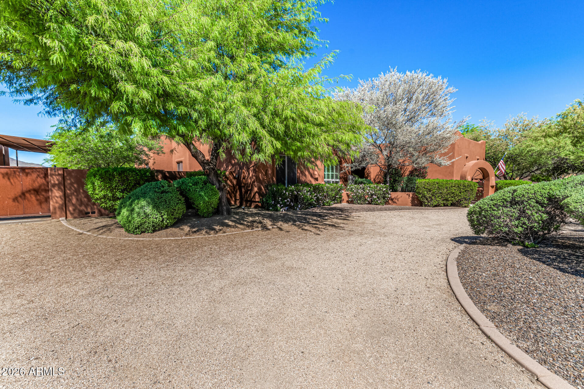 2324 La Verna Way Phoenix, AZ 85086 - Photo 5 of 79 03-La Verna