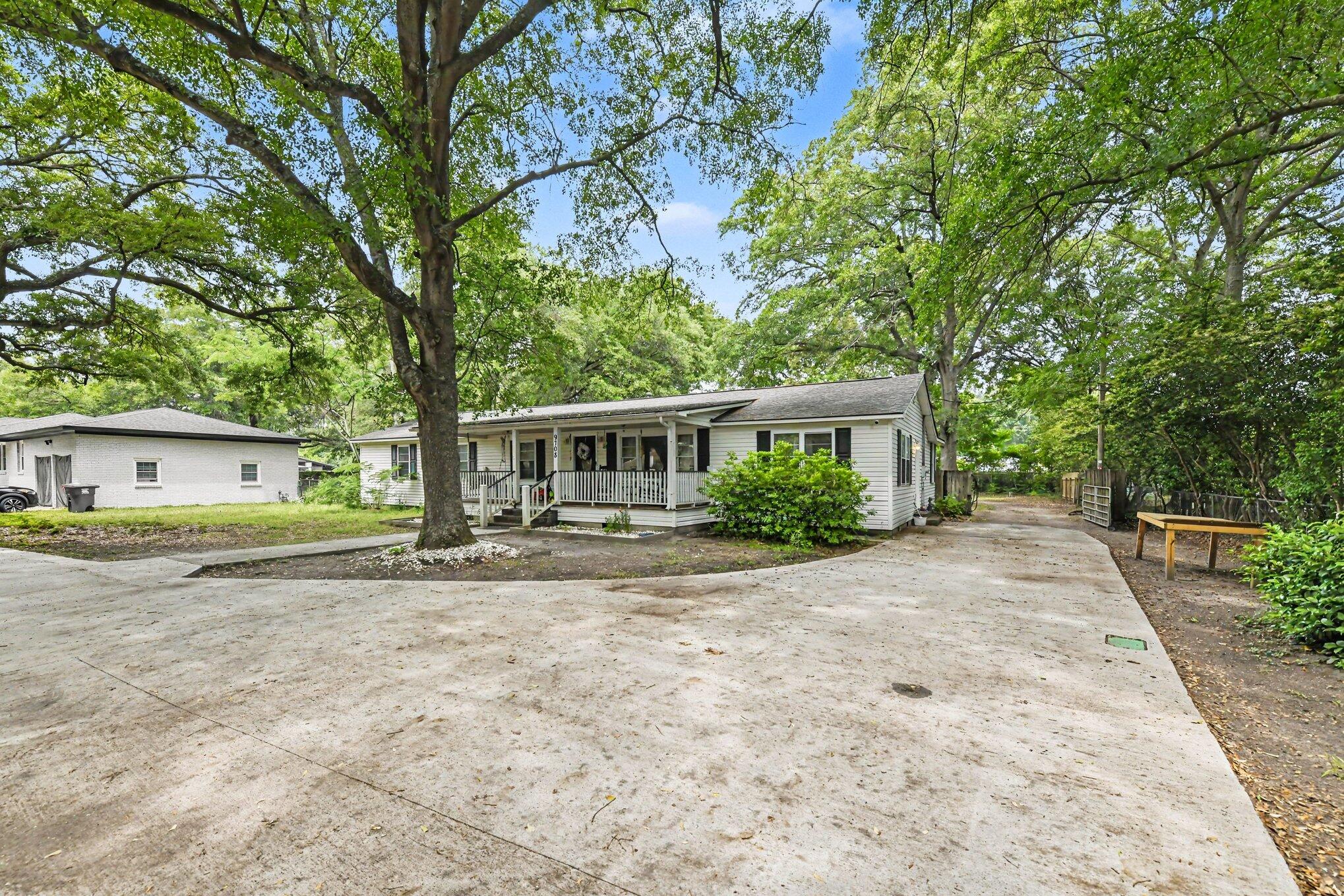 9708 Jamison Road Ladson, SC 29456 - Photo 2 of 35 003_file_7599