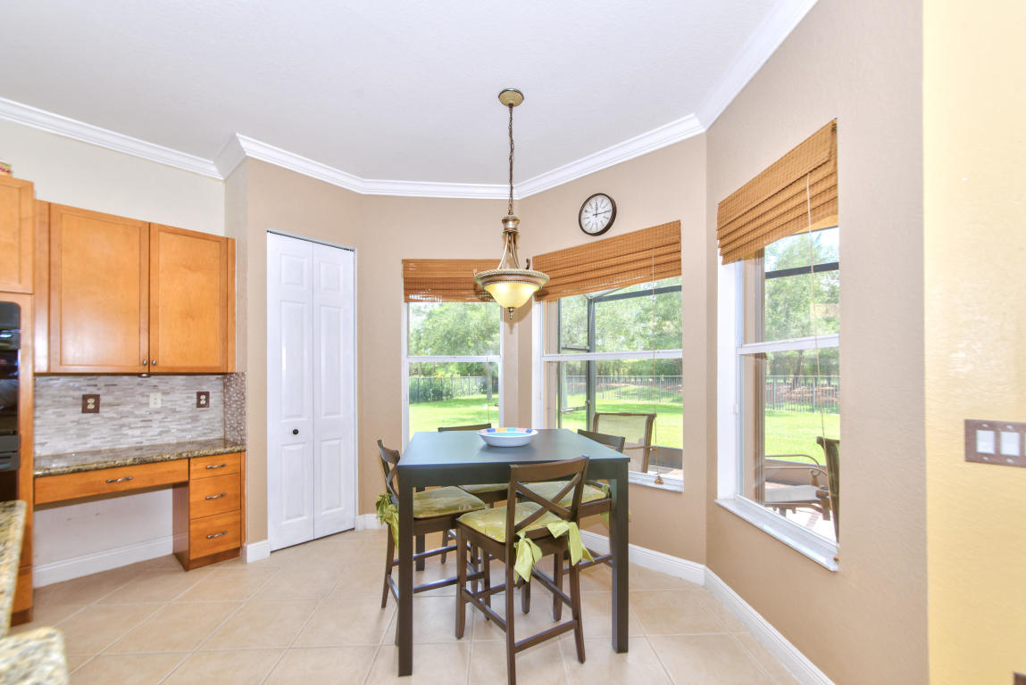 10985 Sunset Ridge Circle Boynton Beach, FL 33473 - Photo 11 of 42 SR12