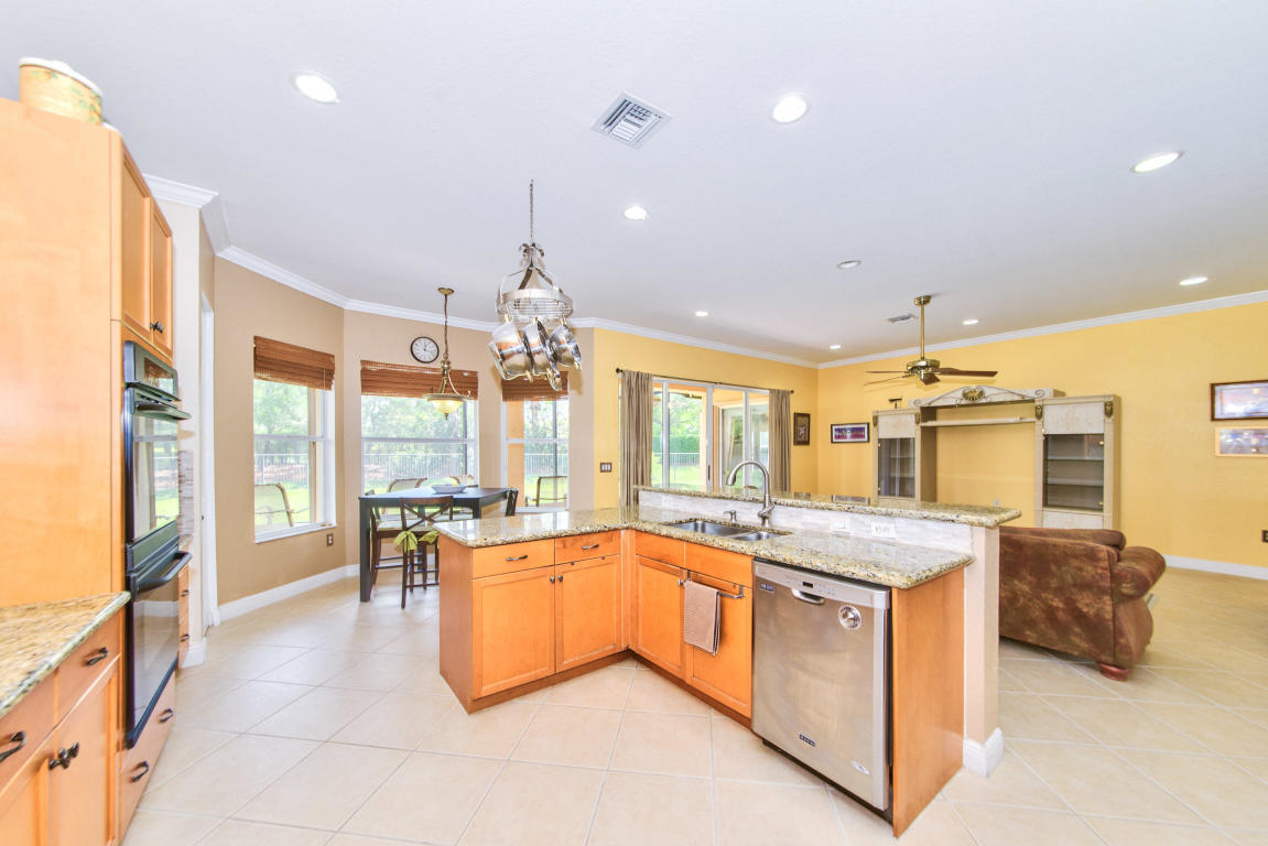 10985 Sunset Ridge Circle Boynton Beach, FL 33473 - Photo 12 of 42 SR13