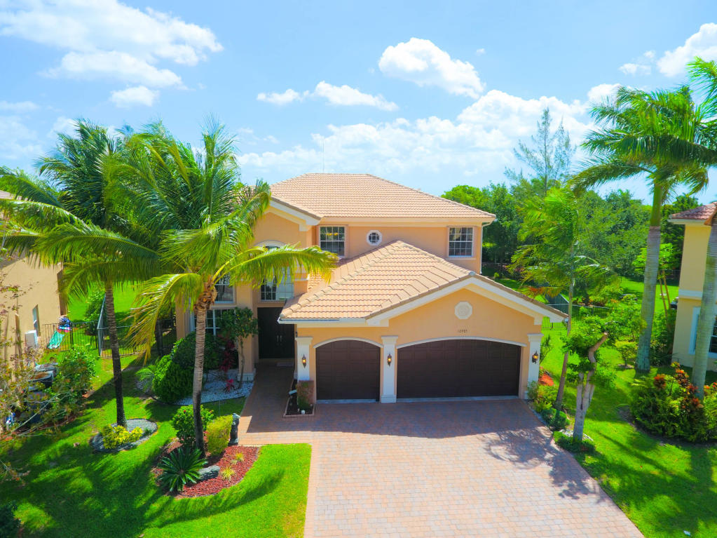 10985 Sunset Ridge Circle Boynton Beach, FL 33473 - Photo 4 of 42 SR5