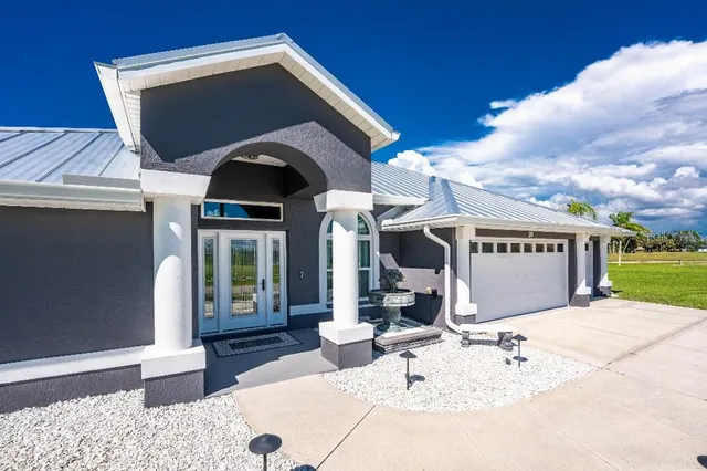 $638,000 | 20 Bunker Terrace, Rotonda West, FL 33947