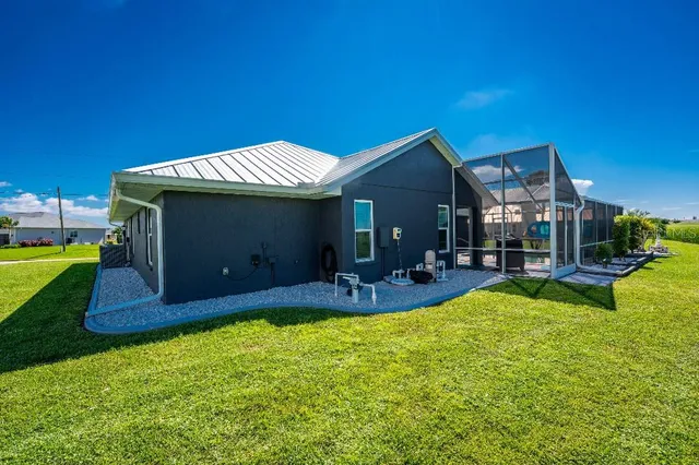 $638,000 | 20 Bunker Terrace, Rotonda West, FL 33947