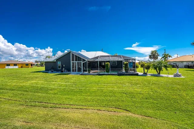 $638,000 | 20 Bunker Terrace, Rotonda West, FL 33947