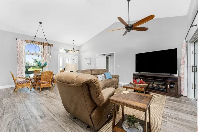 $638,000 | 20 Bunker Terrace, Rotonda West, FL 33947