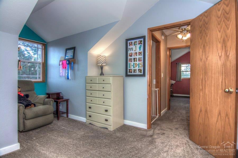 2124 Northeast Wells Acres Road Bend, OR 97701 - Photo 14 of 21 Gallery Image 14