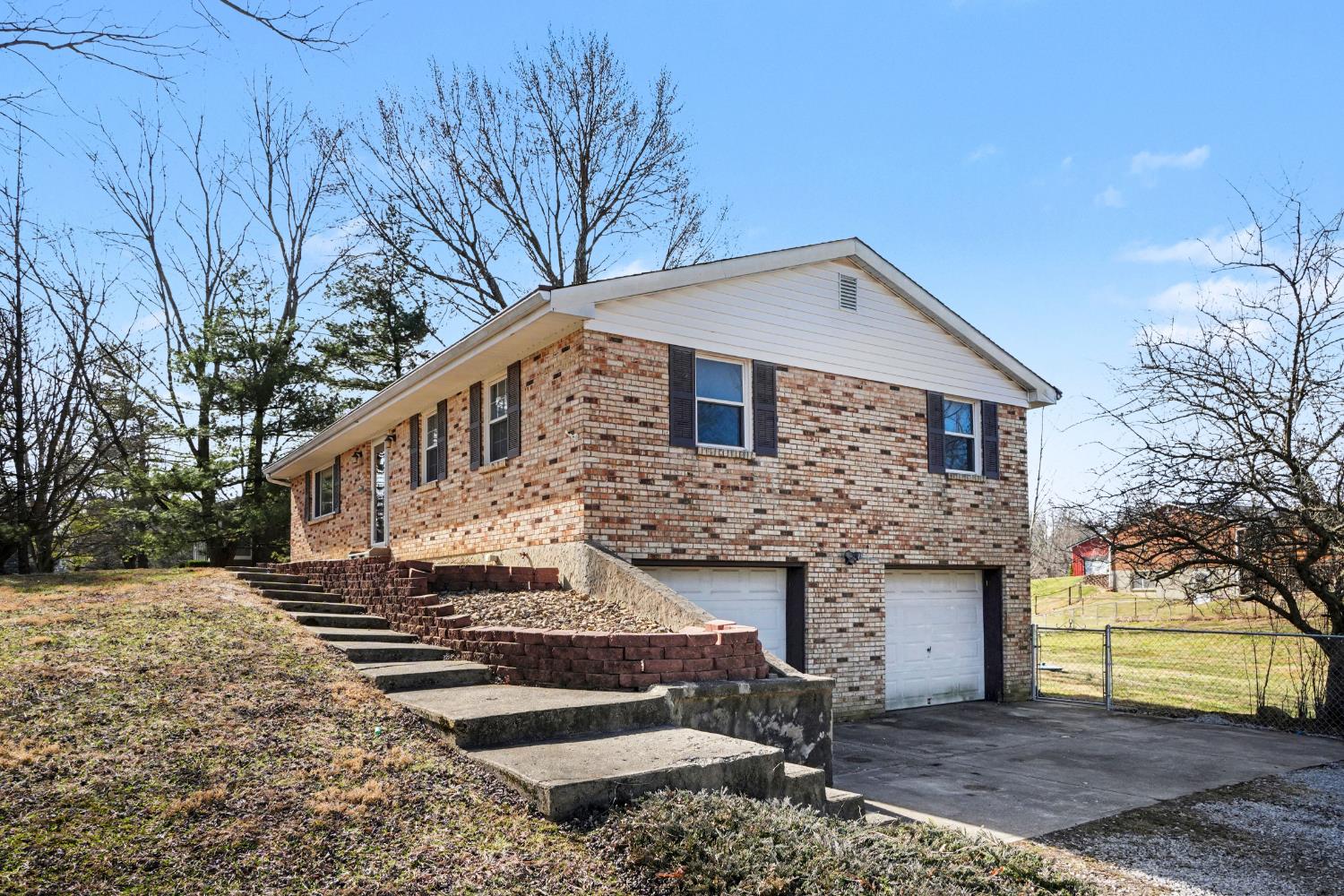 24981 State Line Road Lawrenceburg, IN 47025 - Photo 22 of 25