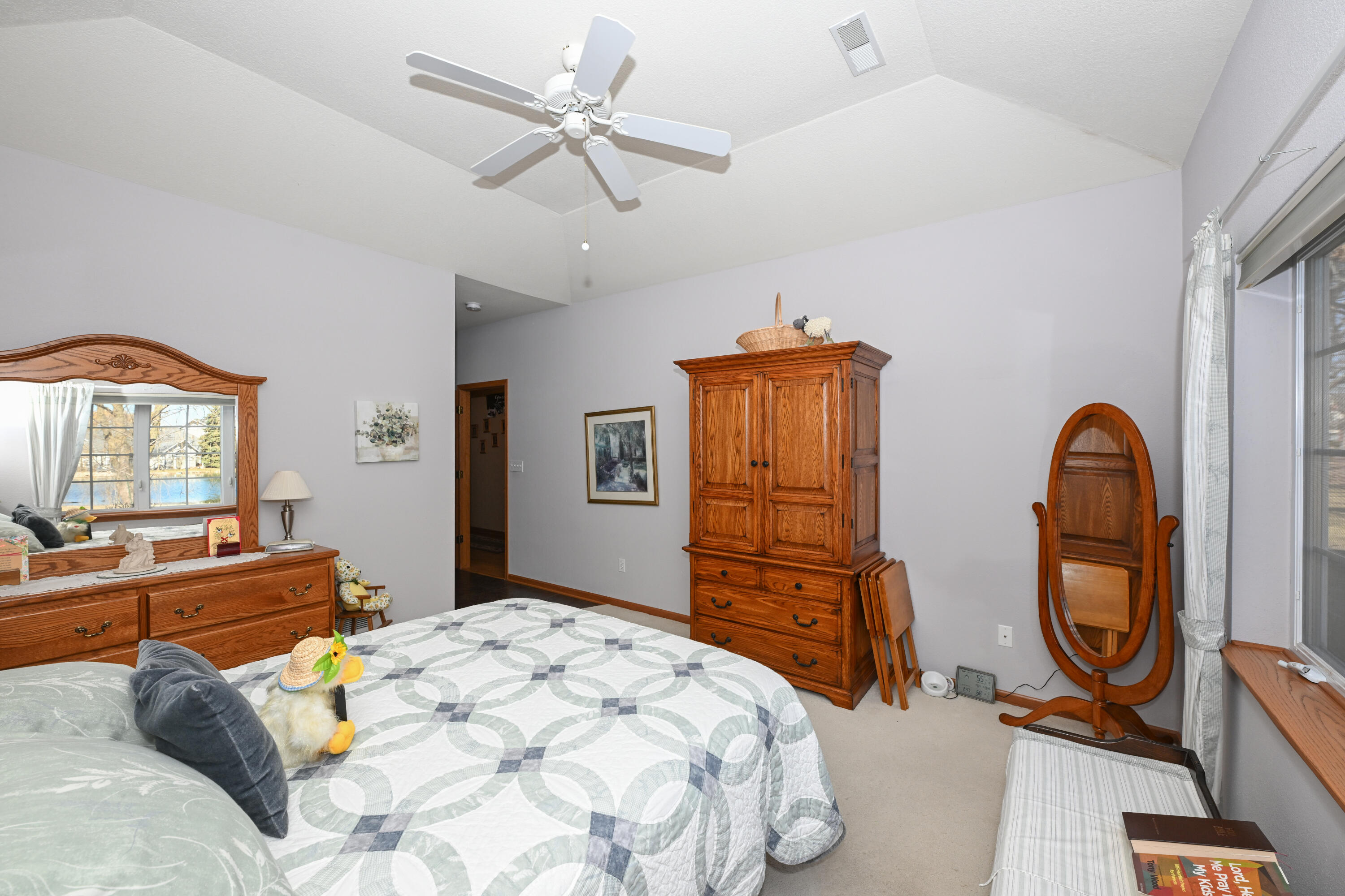 5347 South Butterfield Way Greenfield, WI 53221 - Photo 16 of 30 Master Bedroom