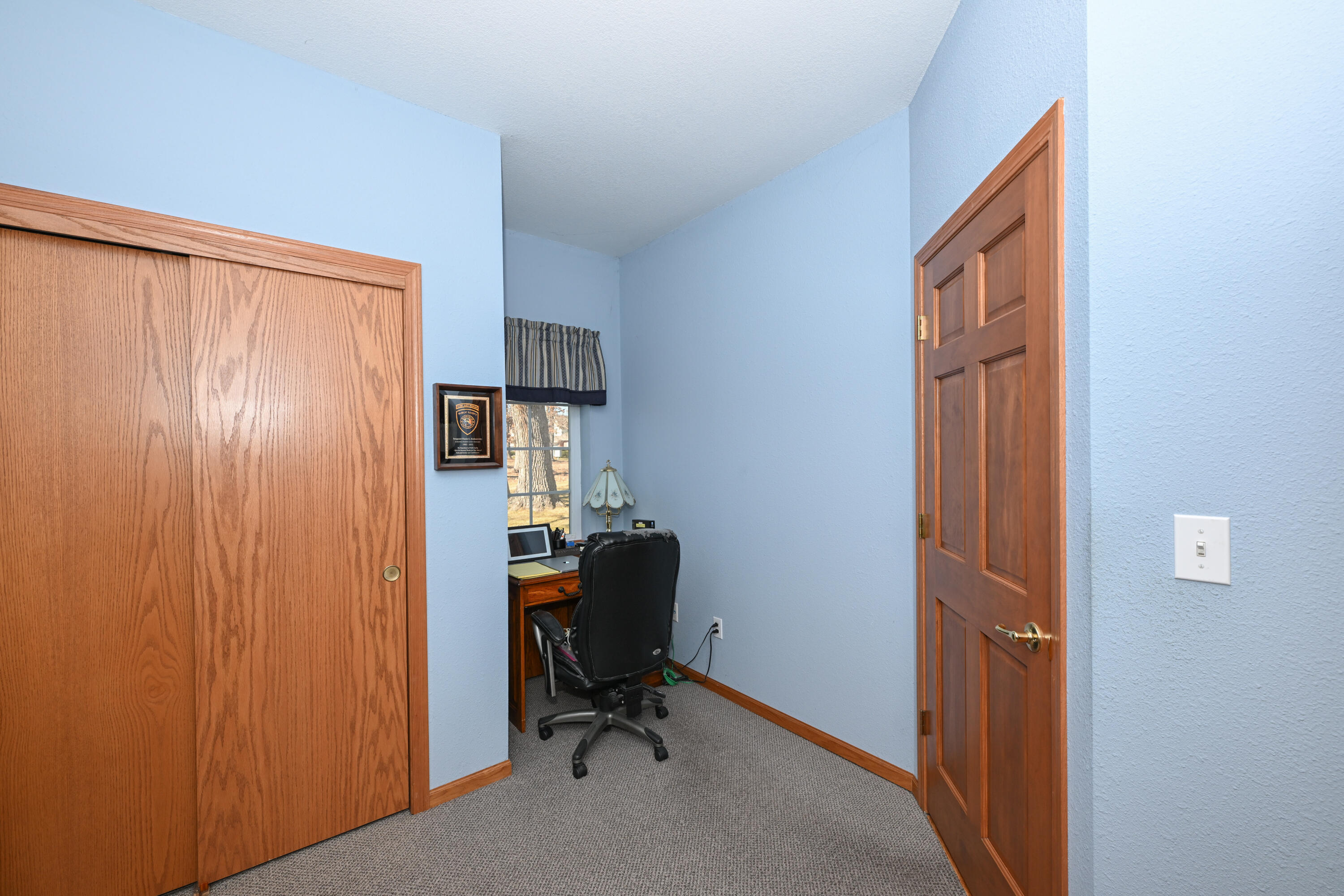 5347 South Butterfield Way Greenfield, WI 53221 - Photo 23 of 30 Den