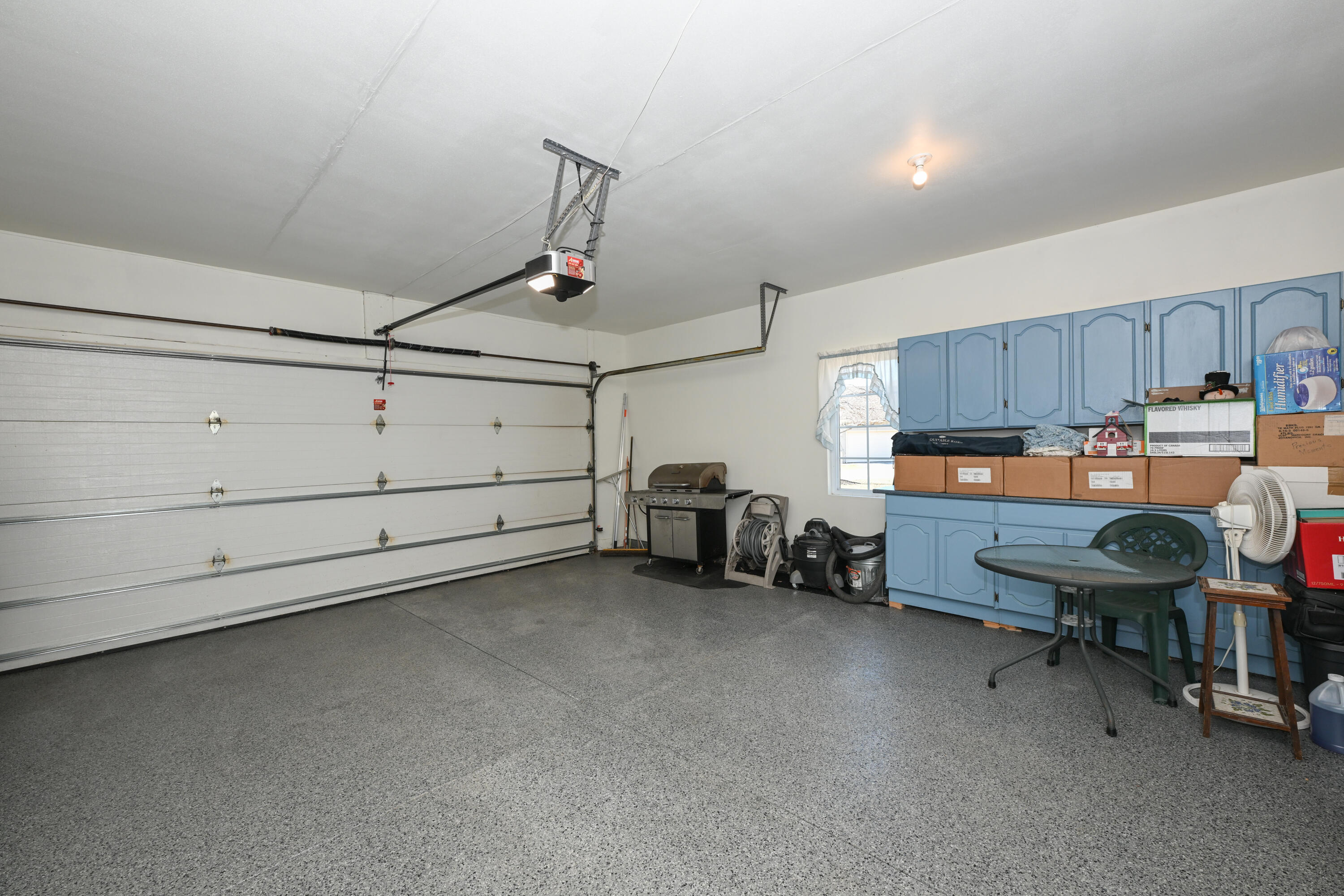 5347 South Butterfield Way Greenfield, WI 53221 - Photo 25 of 30 Garage Interio