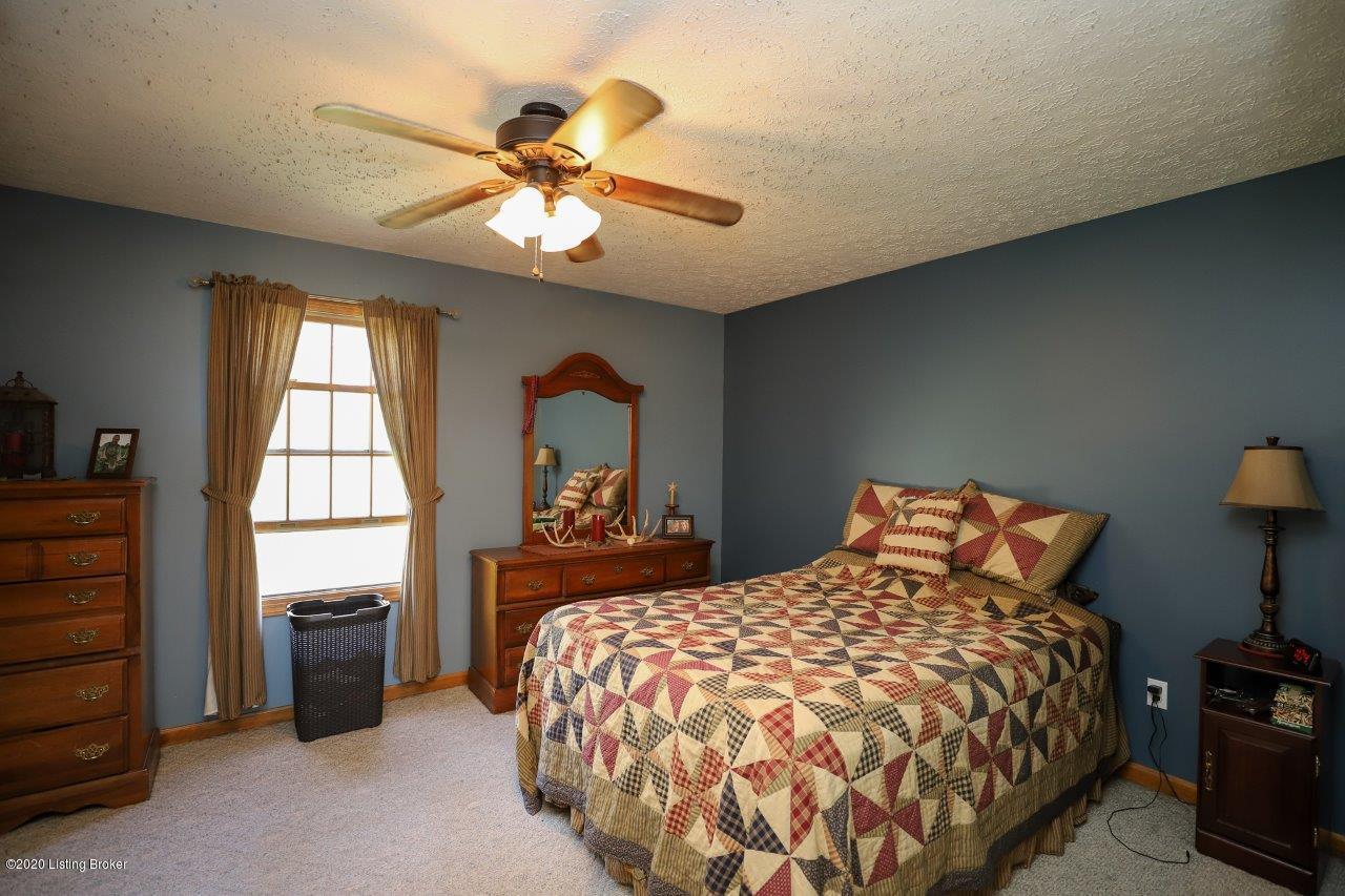 459 Lincoln Road Elizabethtown, KY 42701 - Photo 8 of 15 IMG_0904