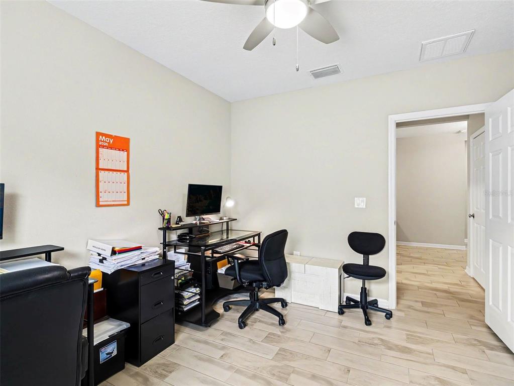 5536 Patano Loop Palmetto, FL 34221 - Photo 14 of 29