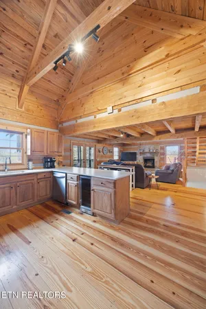 $949,900 | 167 Edwards Road, Maynardville, TN 37807