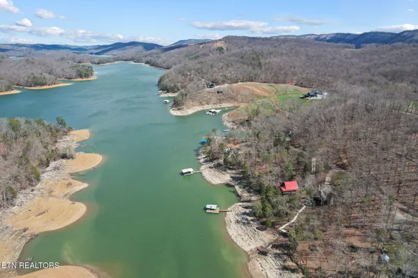 $949,900 | 167 Edwards Road, Maynardville, TN 37807