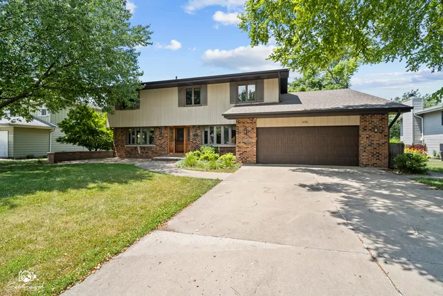 $2,995 | 509 Apollo Drive, Joliet, IL 60435