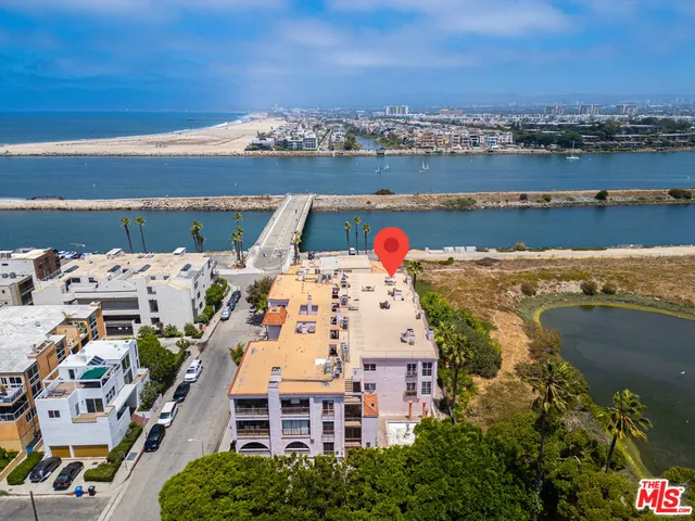 $7,000 | 6220 Pacific Avenue, Unit 303, Playa del Rey, CA 90293