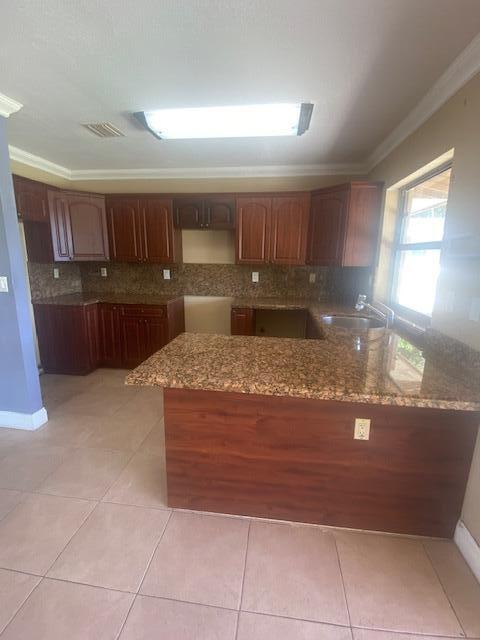 19225 Franjo Road, Unit 1 Cutler Bay, FL 33157 - Photo 3 of 11 IMG_5696