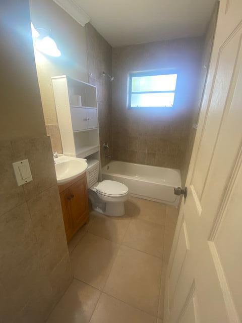 19225 Franjo Road, Unit 1 Cutler Bay, FL 33157 - Photo 10 of 11 IMG_5687