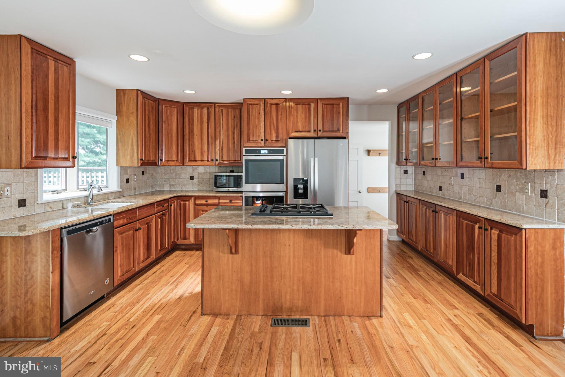332 Riverside Drive Princeton, NJ 08540 - Photo 11 of 28