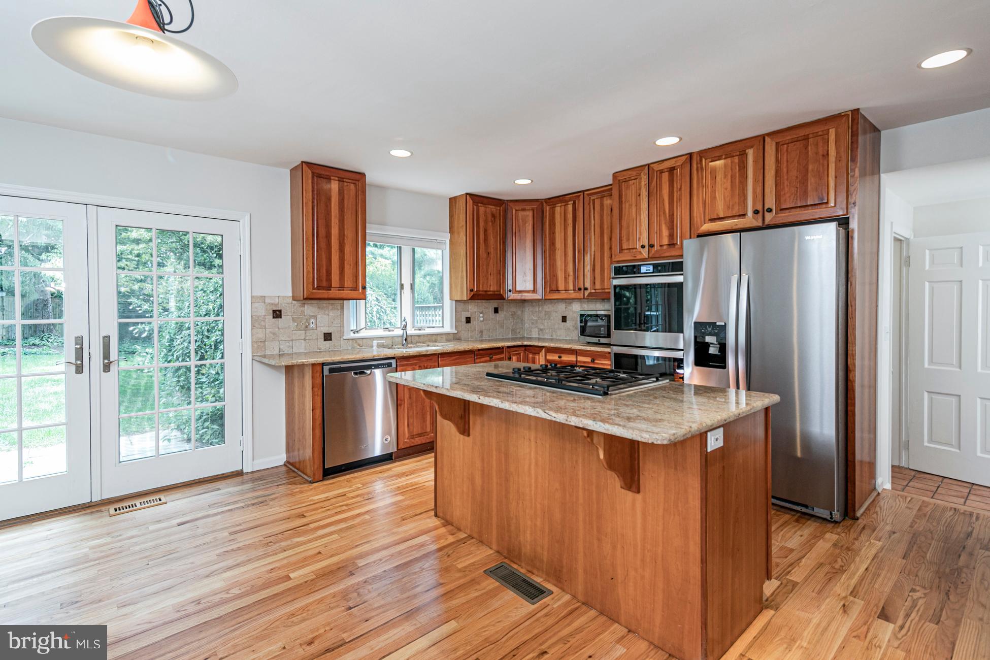 332 Riverside Drive Princeton, NJ 08540 - Photo 12 of 28